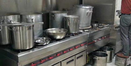 飯店廚房灶具選用咋合適，就看這幾點(diǎn)！
